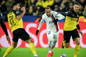 包含欧超杯赛程吃紧；多特蒙德冲刺阶段防线松动；赛场秩序良好；资深球员宣示担当的词条体育游戏