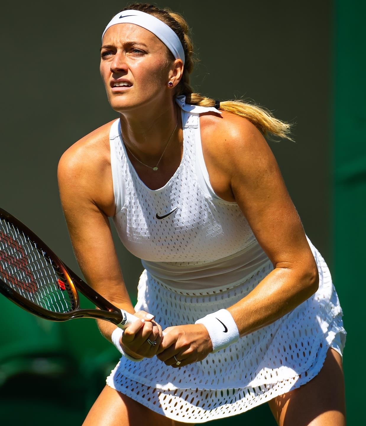 科维托娃爆冷击败德国队，关键助攻引爆全场！(科维托娃冠军一览表)