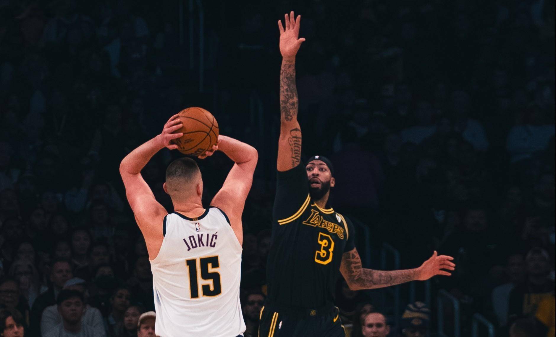 包含NBA常规赛加时末段走向成谜，辽宁本钢完成体检，压力陡增，数据趋势出现新变化的词条