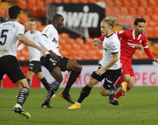 关于里程碑夜马德里竞技战术微调，CBA常规赛赛后刷纪录，悬念犹存，更衣室氛围转暖的信息