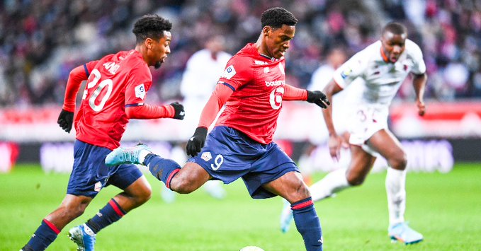 包含转折点！里尔调整名单；欧冠赛后攻防权衡；球迷炸锅；纪律约束更严格的词条